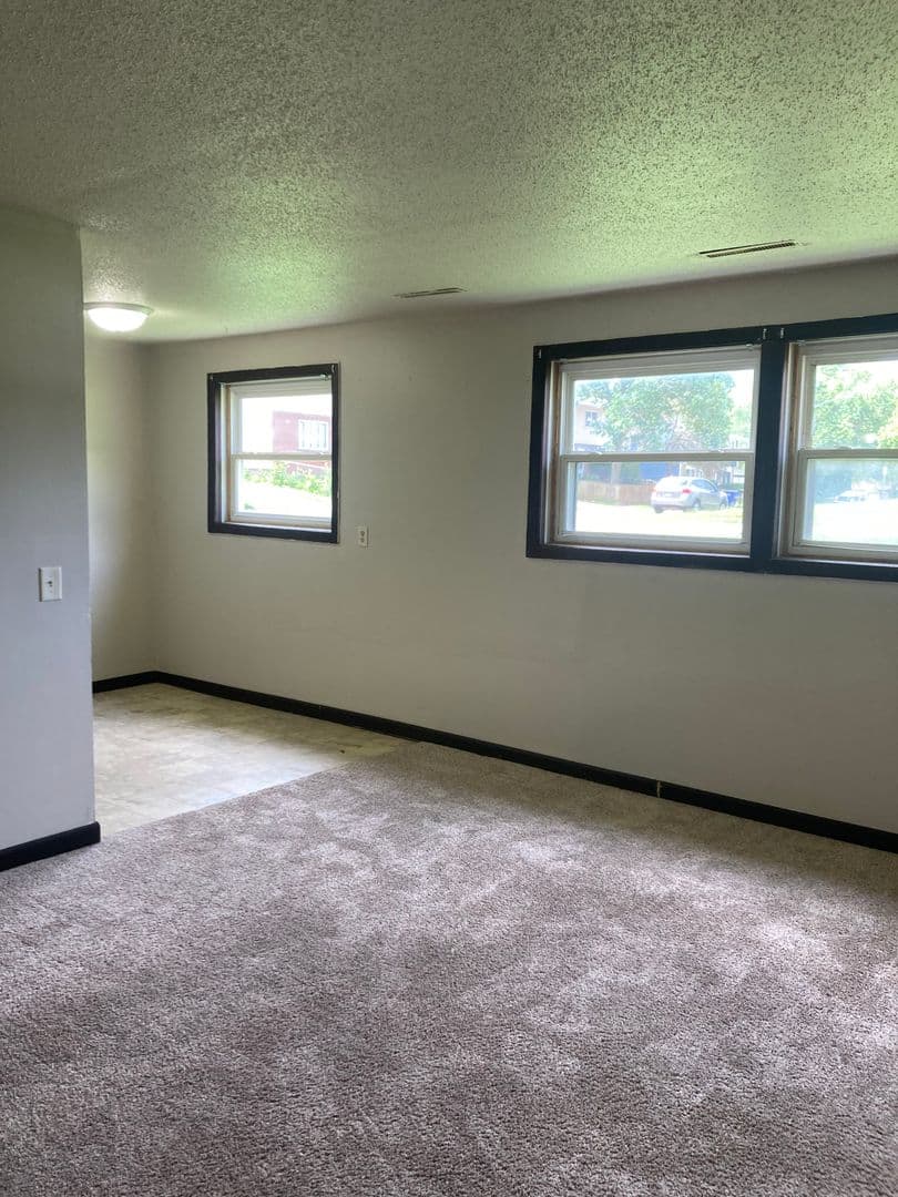 Davenport Apartment: 604 W 63rd Street