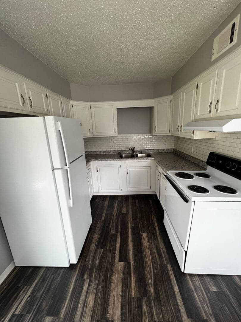 Davenport Apartment: 3107 Schuetzen Lane