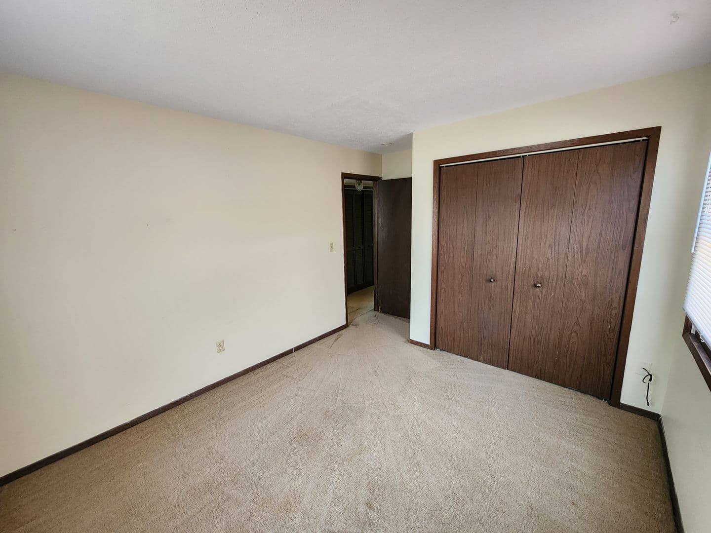 Rock Island Apartment: 9020 13th St W
