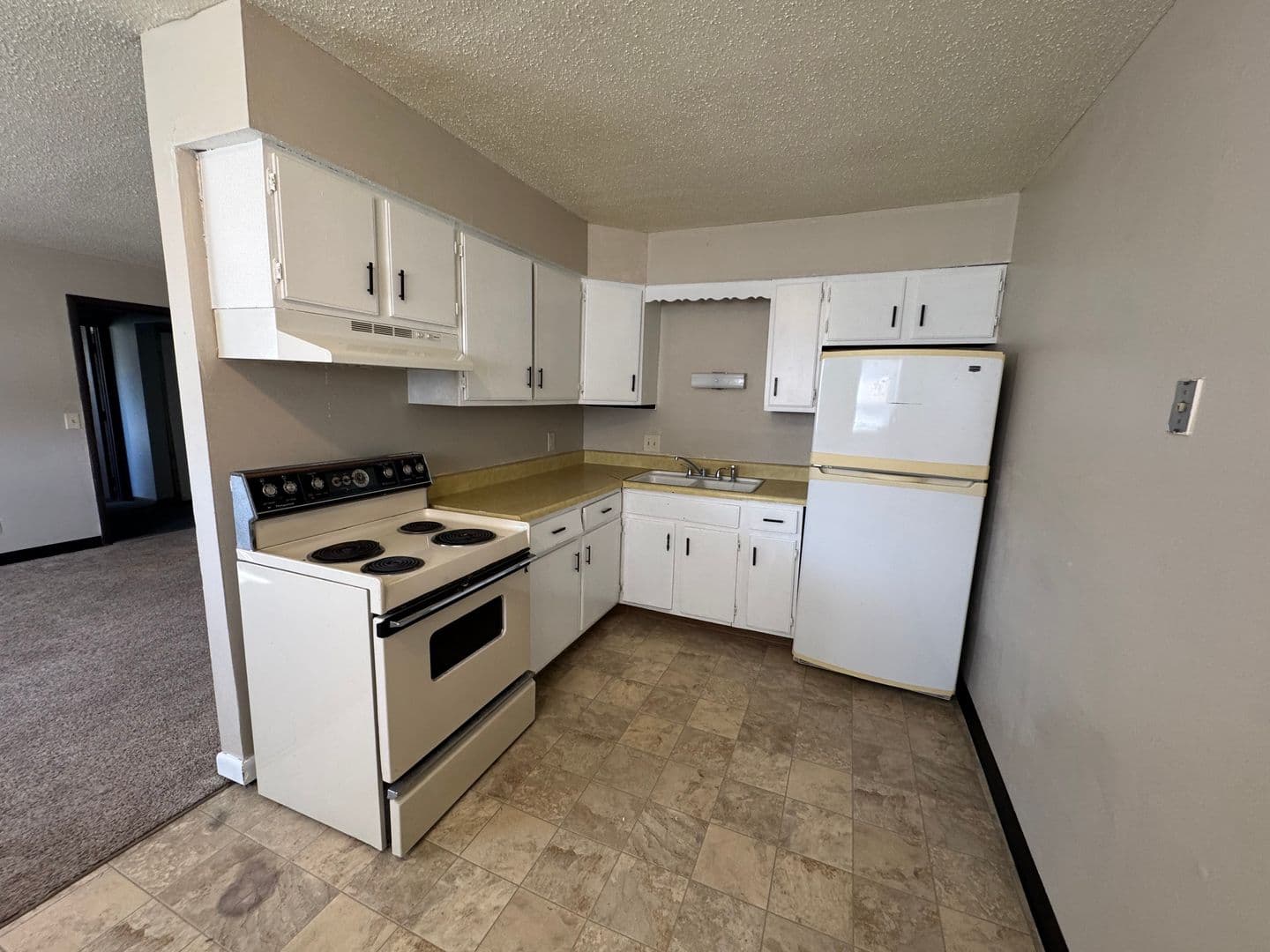 Davenport Apartment: 604 W 63rd Street