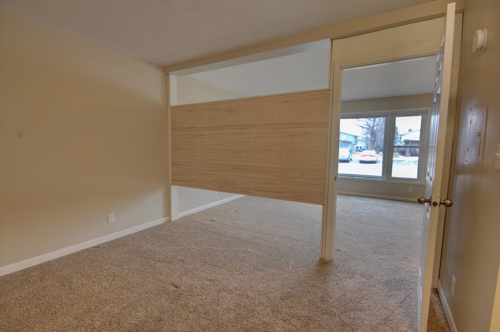 Moline Apartment: 3520 60th St