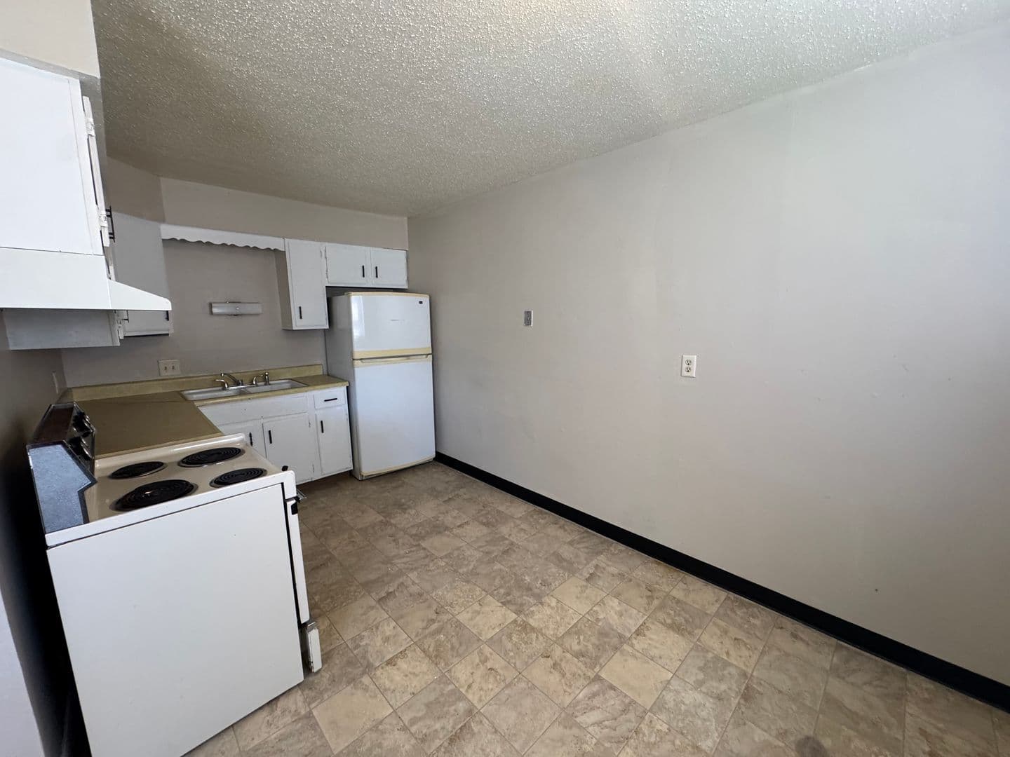 Davenport Apartment: 604 W 63rd Street