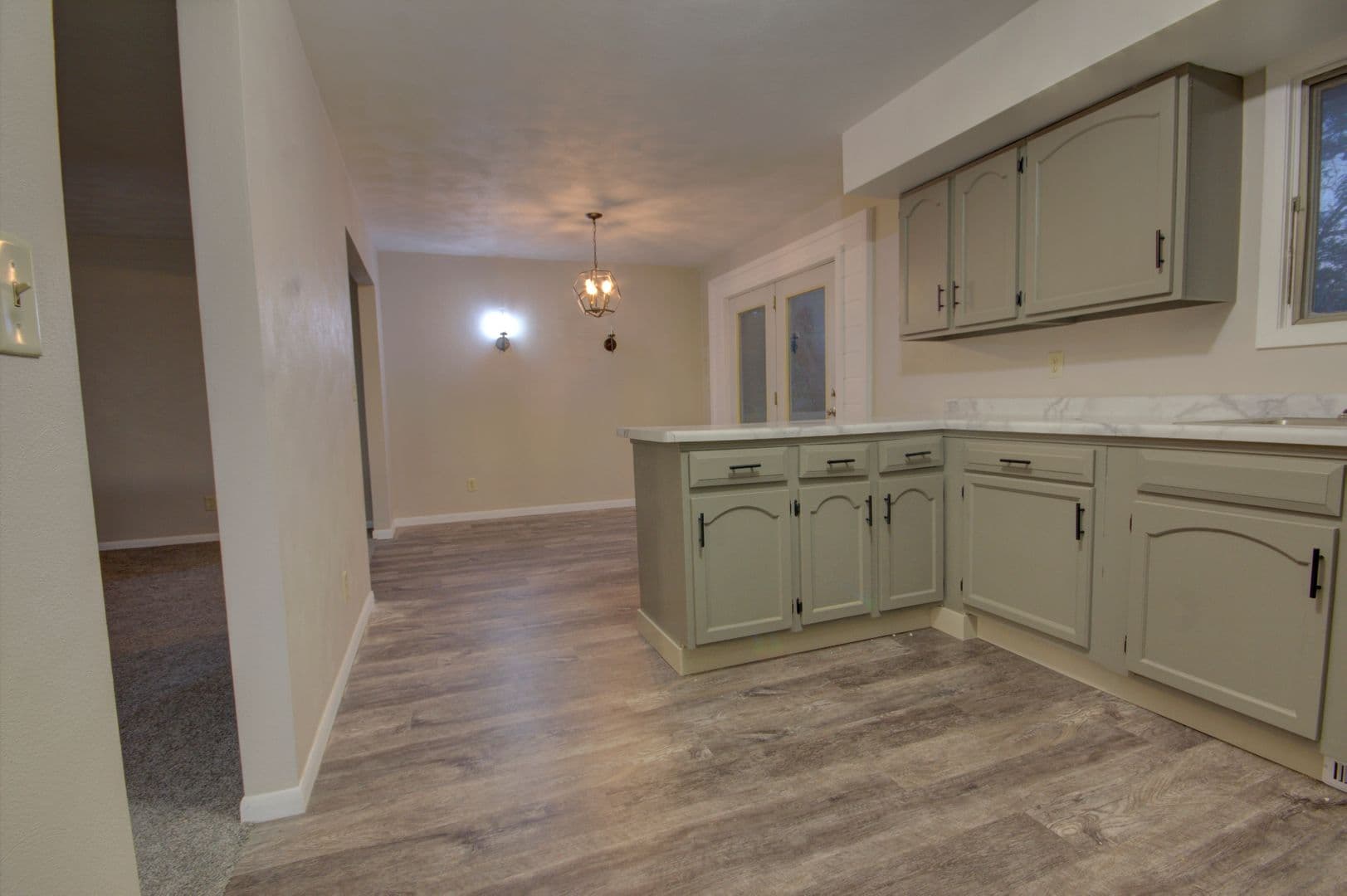 Orion House: 53 Sunny Hill Dr