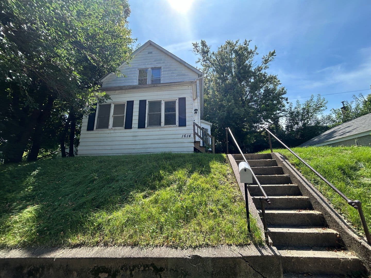 Moline House: 1614 13th Avenue