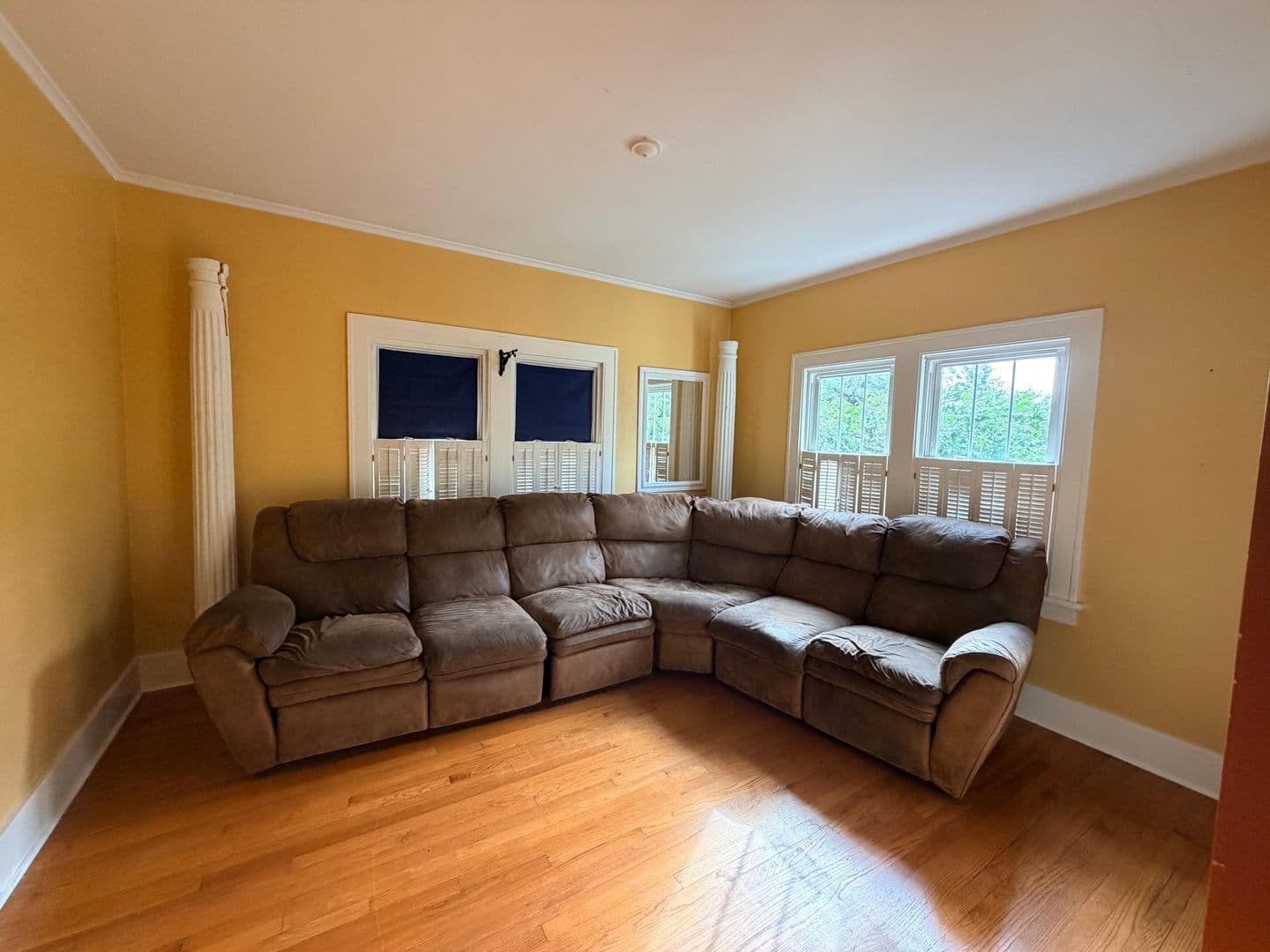Moline House: 1565 34th Ave