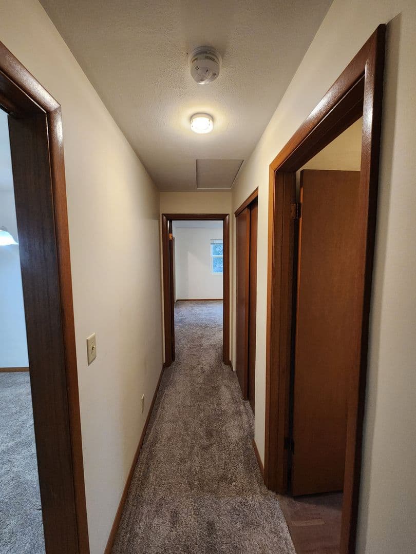 Moline Apartment: 3618 37th Ave