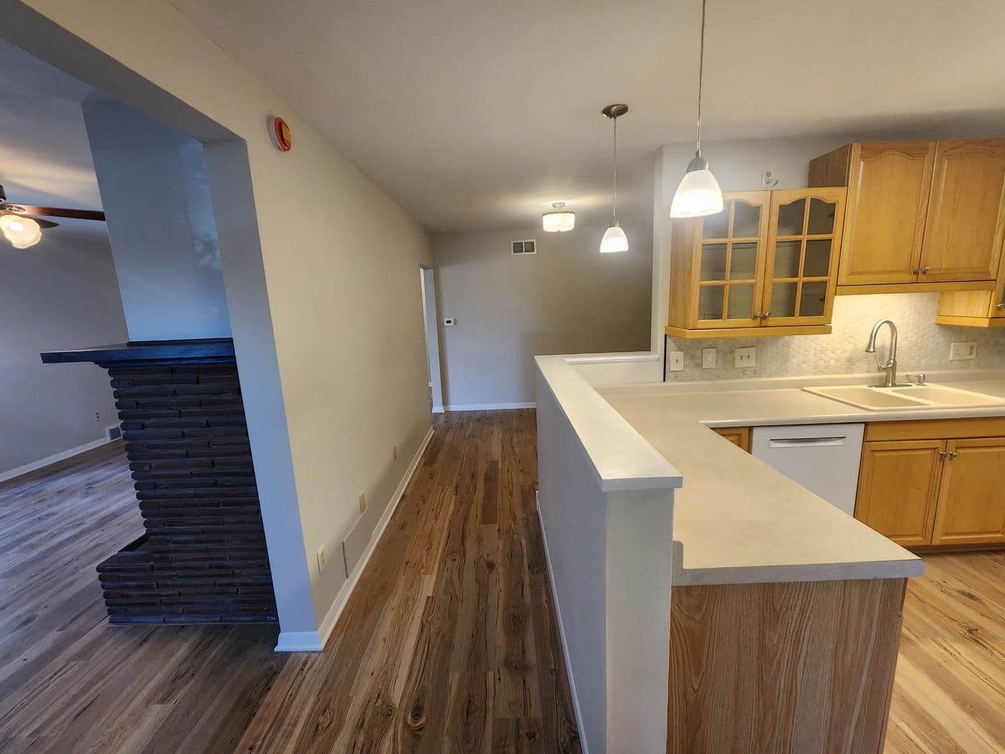 Davenport House: 108 E 37th St