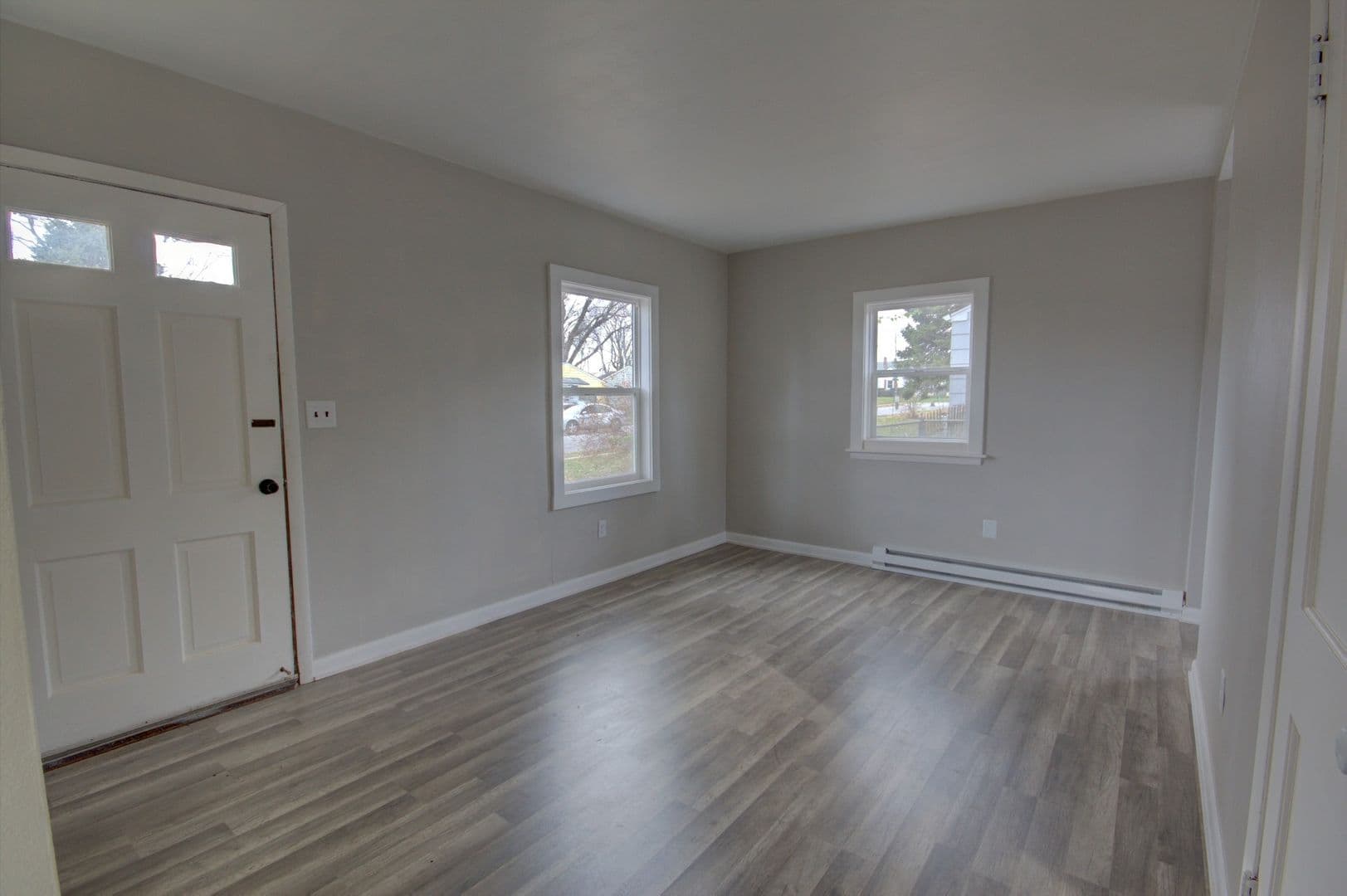Davenport House: 3856 Johnson Ave
