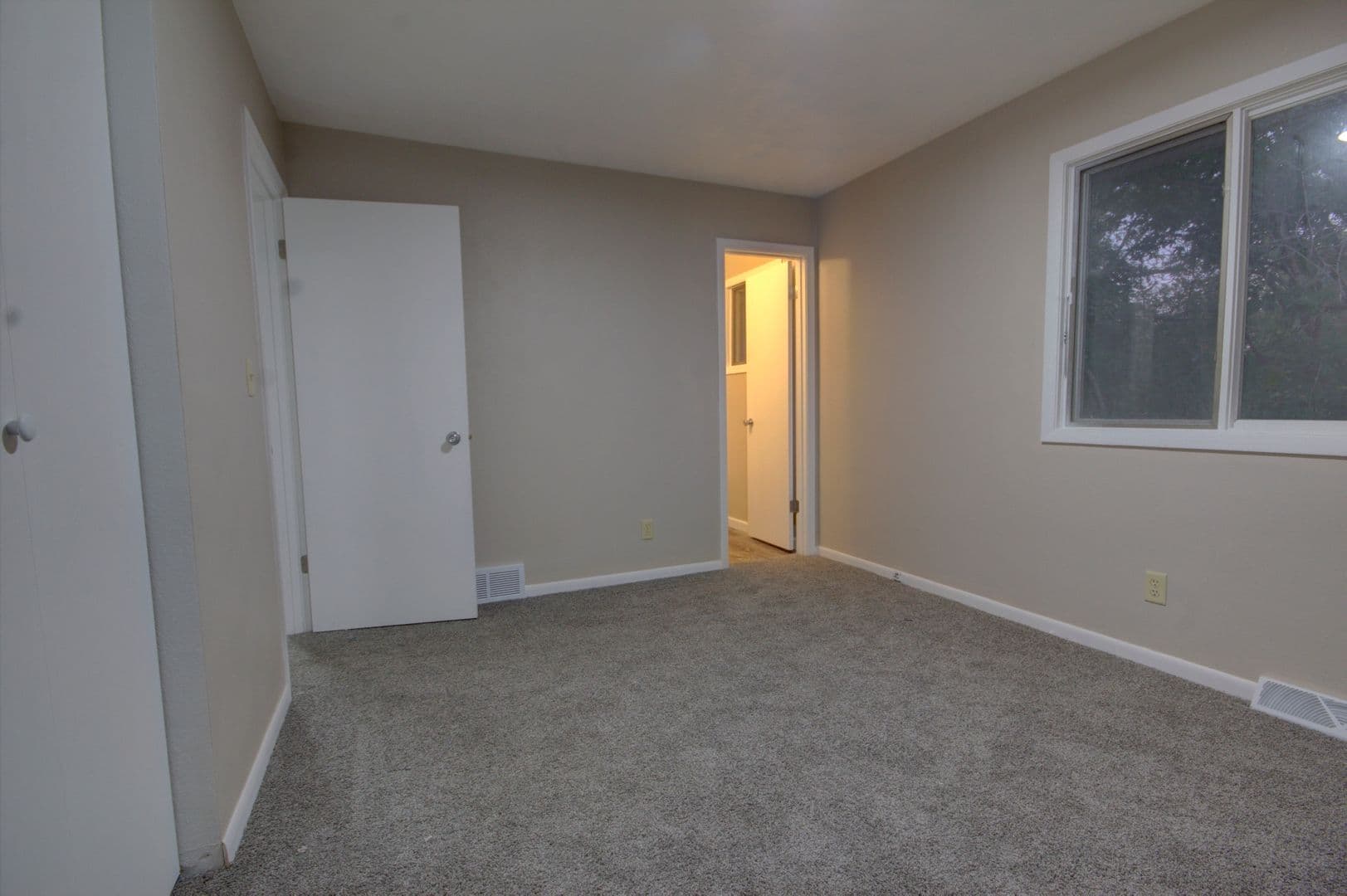 Orion House: 53 Sunny Hill Dr