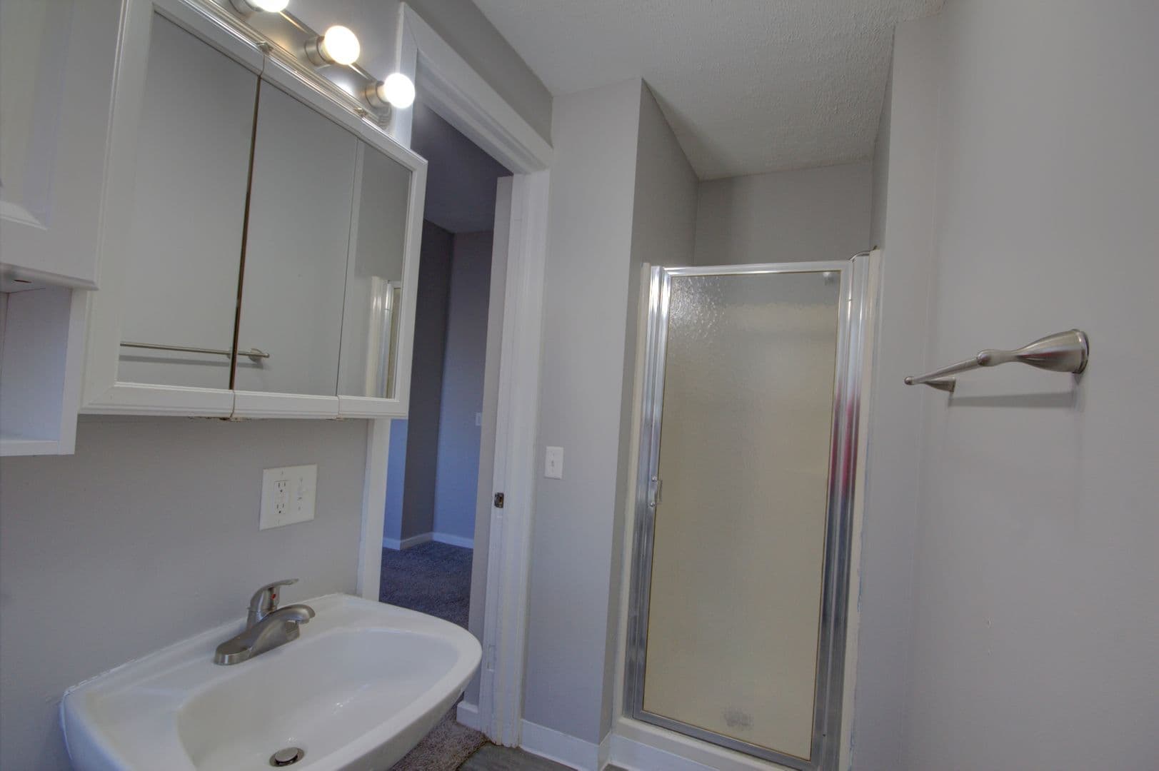 Davenport House: 2230 Redwood Ave.