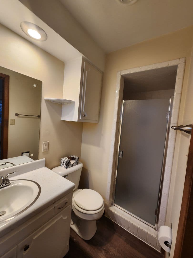 Moline Apartment: 3618 37th Ave
