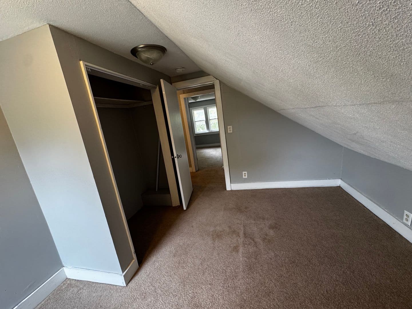Rock Island House: 1125 37th Street