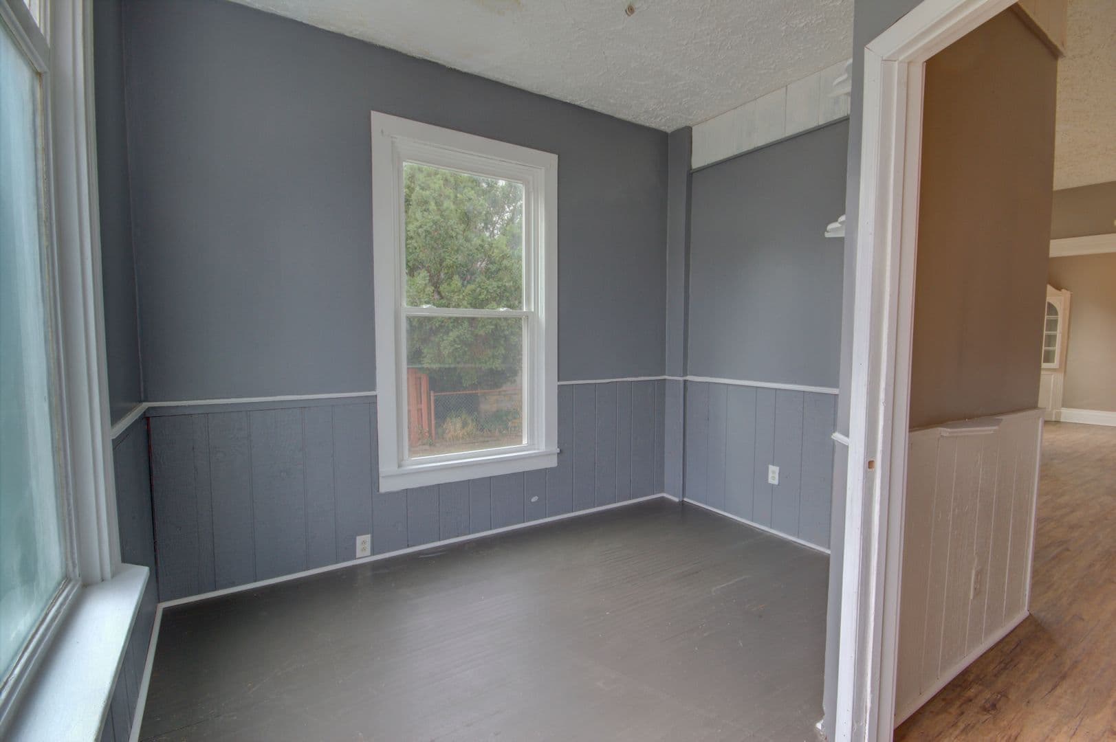 Davenport Apartment: 1724 Farnam St