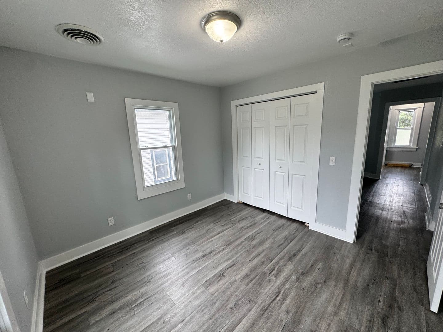 Rock Island House: 4515 8th Ave