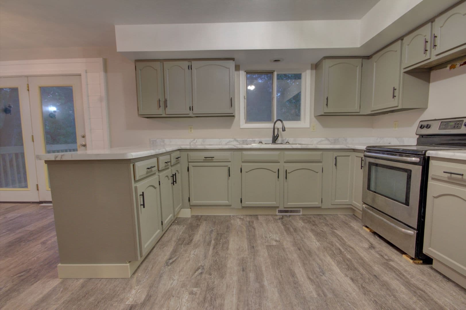 Orion House: 53 Sunny Hill Dr