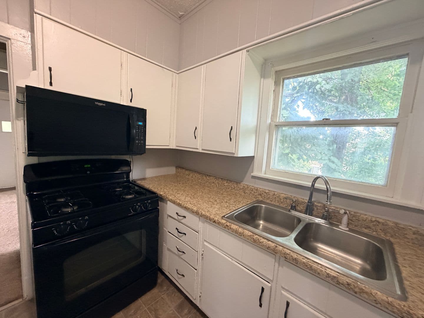 Moline House: 1614 13th Avenue