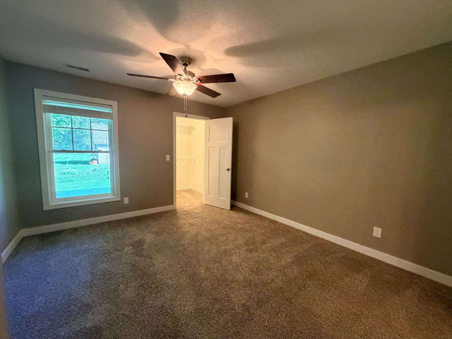 Moline House: 1420 51st Street Drive