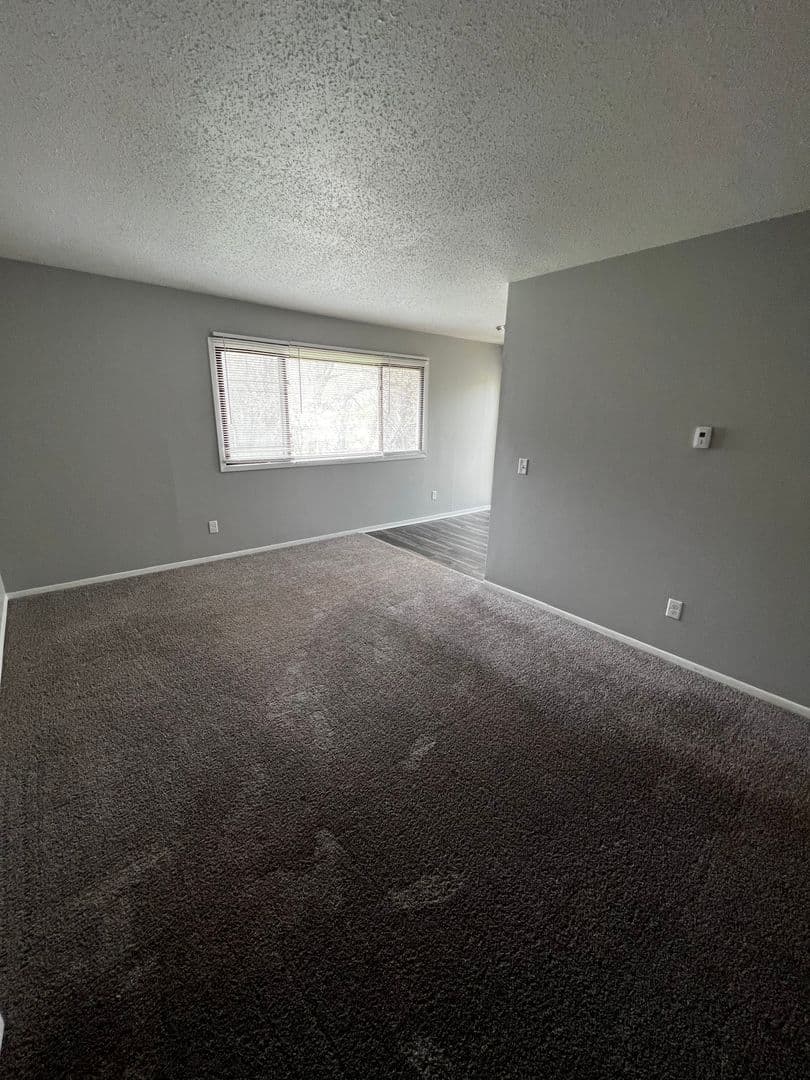 Davenport Apartment: 3107 Schuetzen Lane