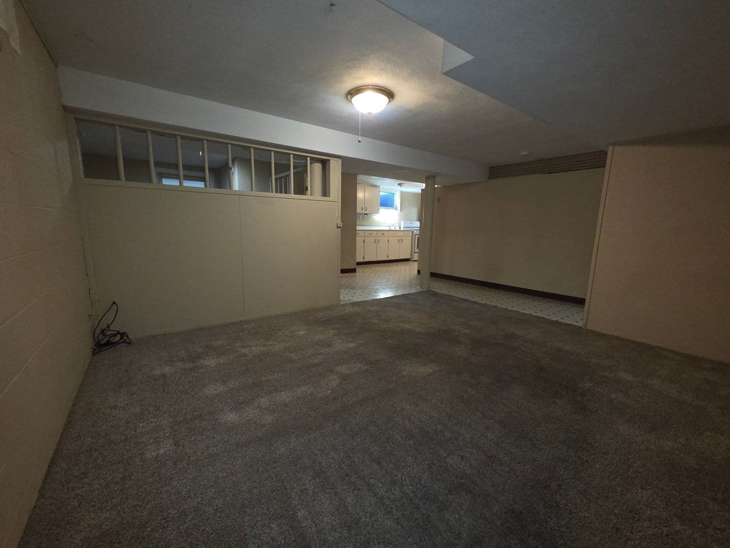 Moline Apartment: 1705 11th Ave