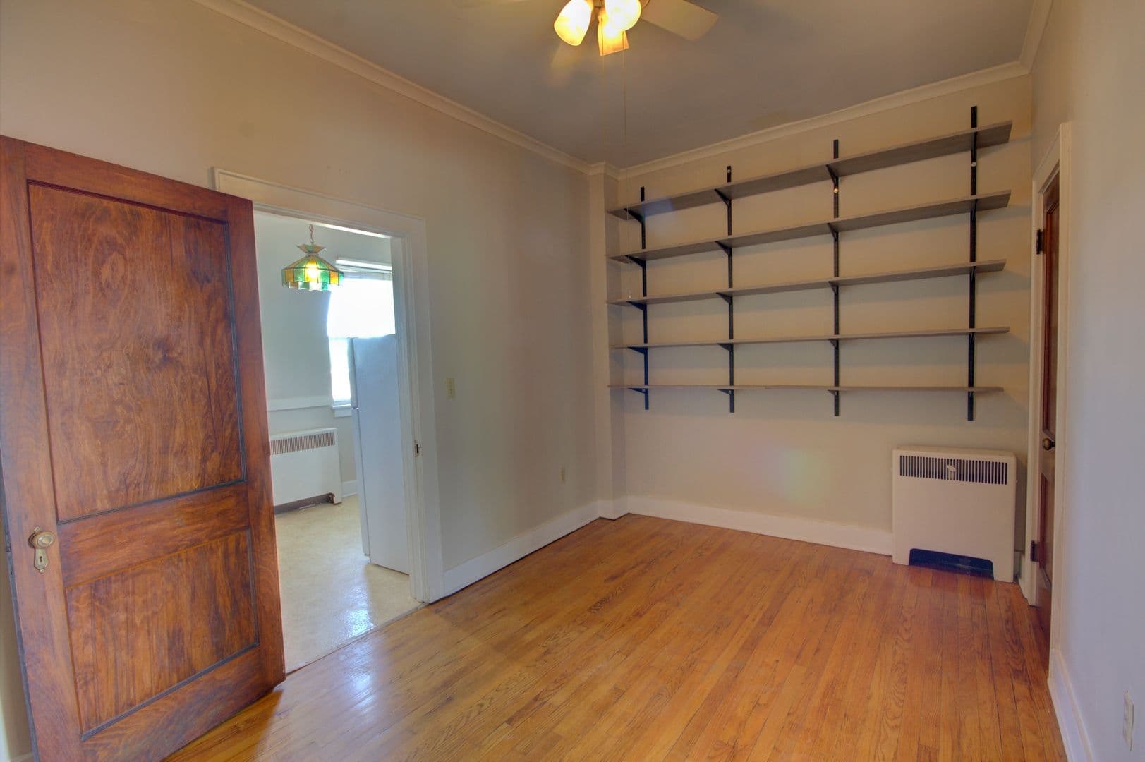 Rock Island Apartment: 1301-1305 2nd Ave