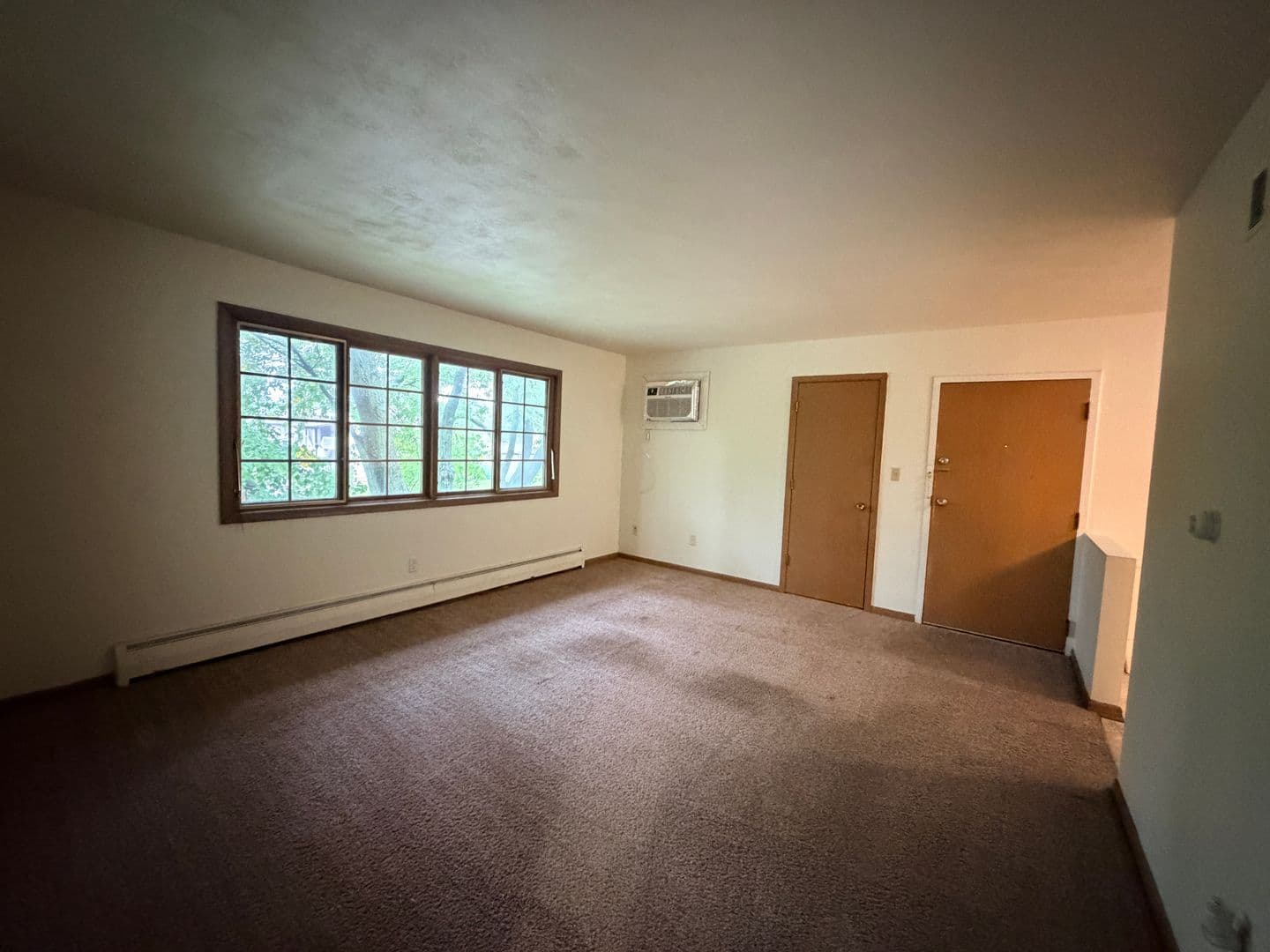 Moline Apartment: 3532 60th Street