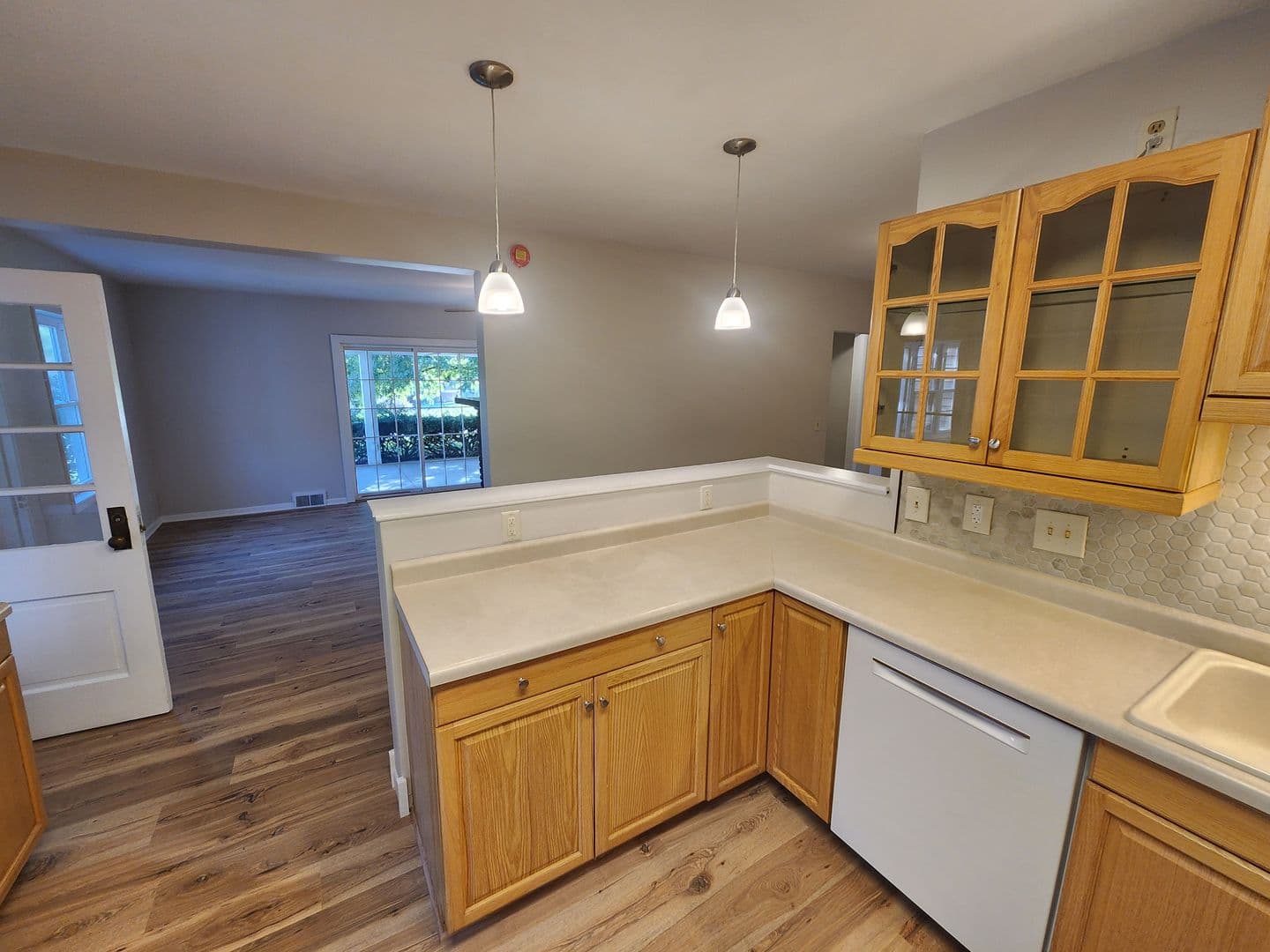 Davenport House: 108 E 37th St