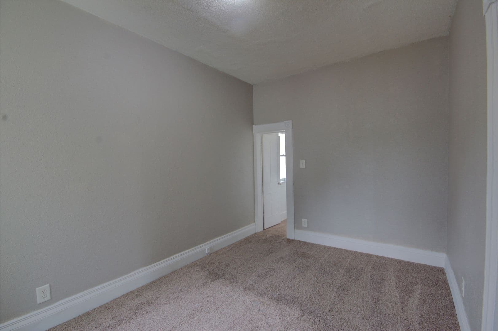 Moline House: 1118 17th Avenue