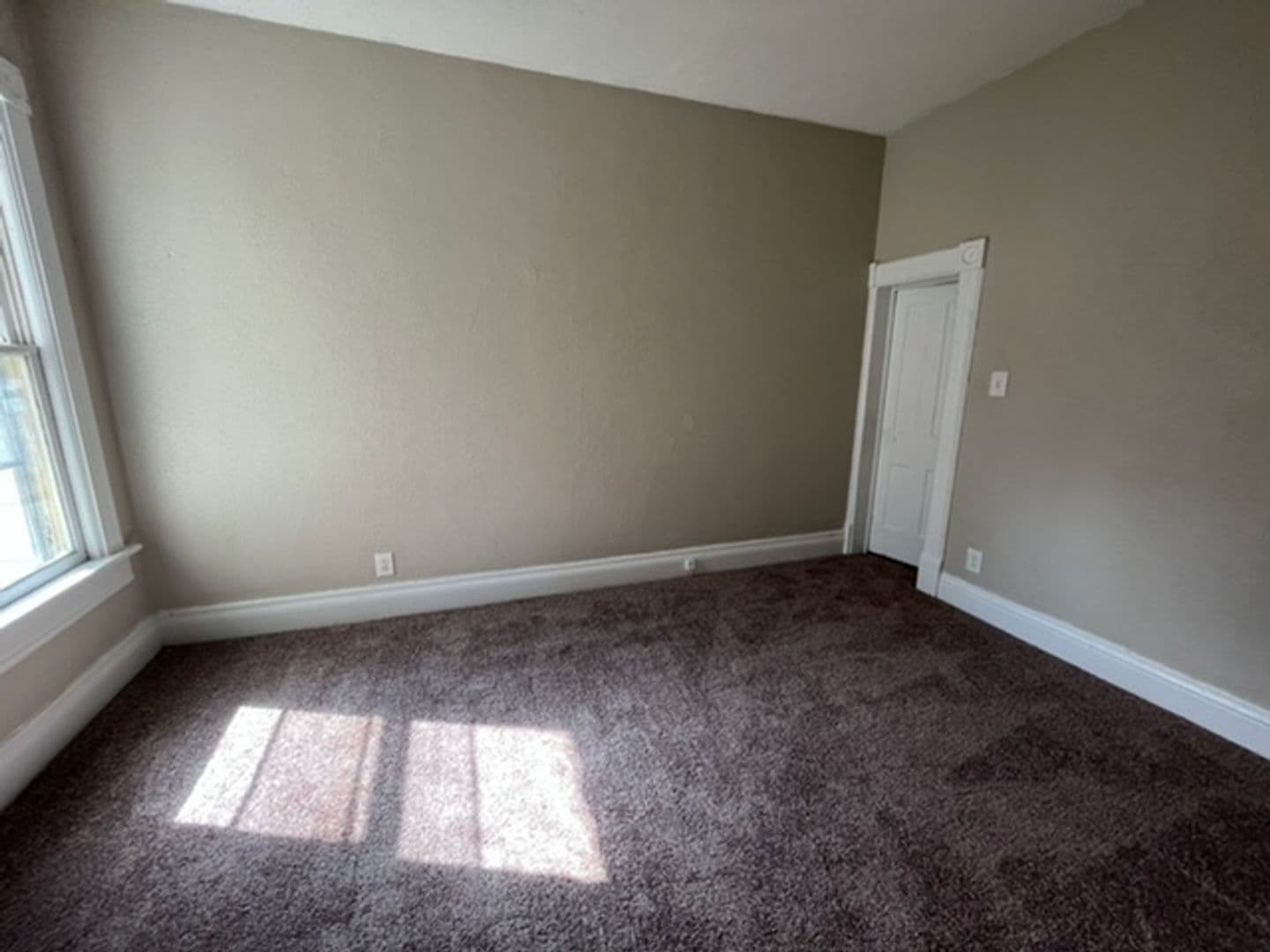 Moline House: 1118 17th Avenue