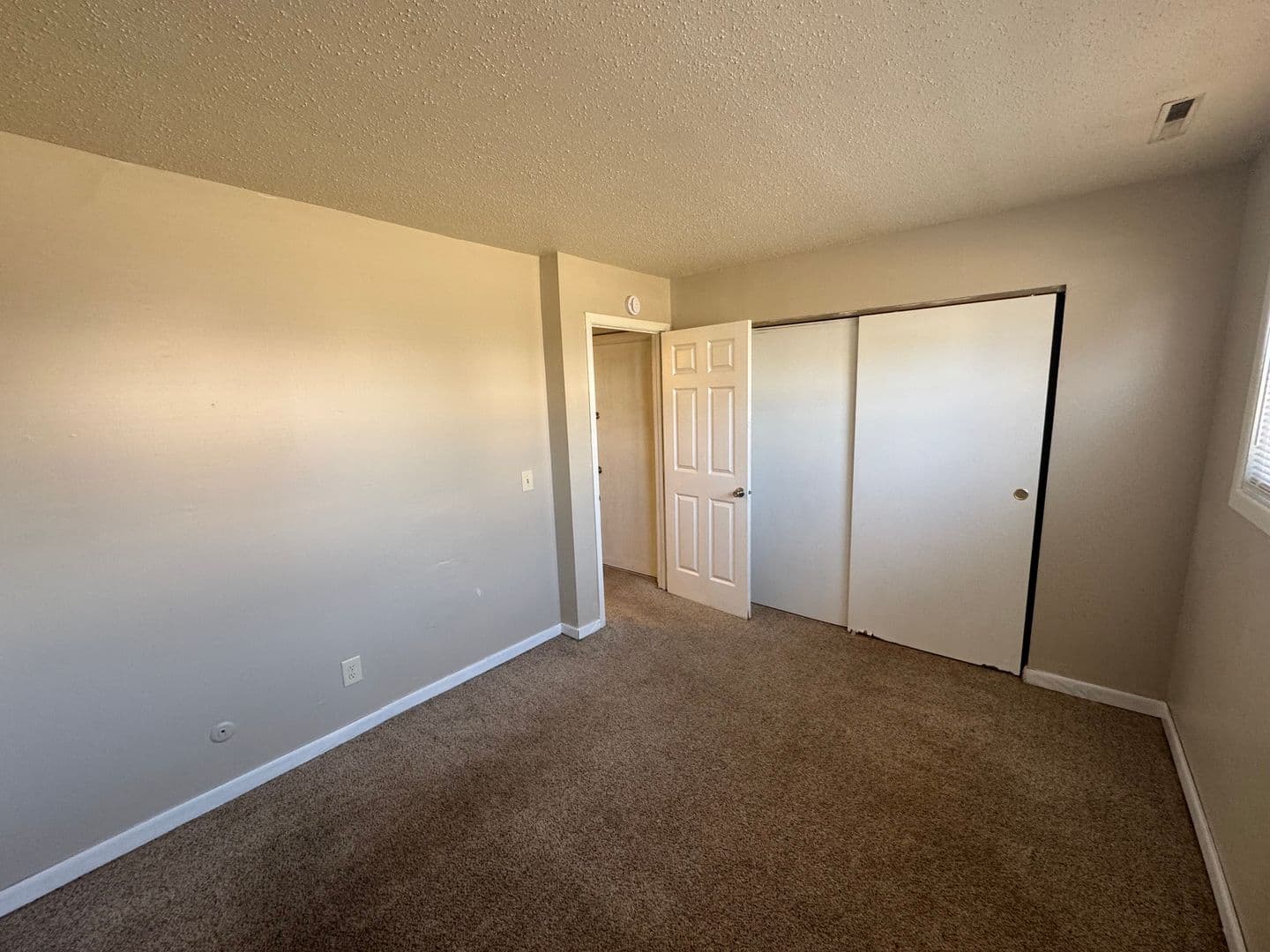 Davenport Apartment: 604 W 63rd Street