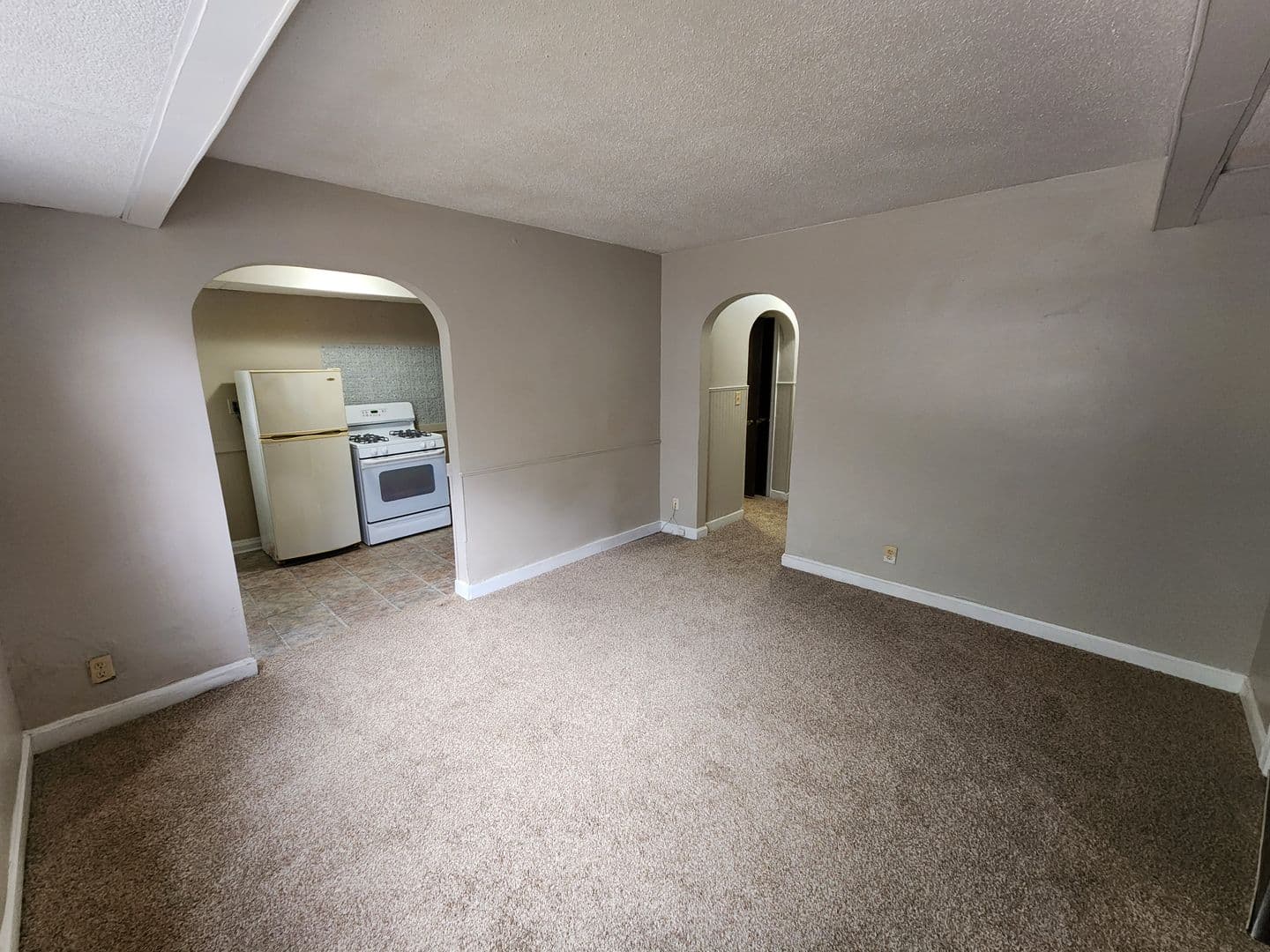 Rock Island Apartment: 1314 20th Street