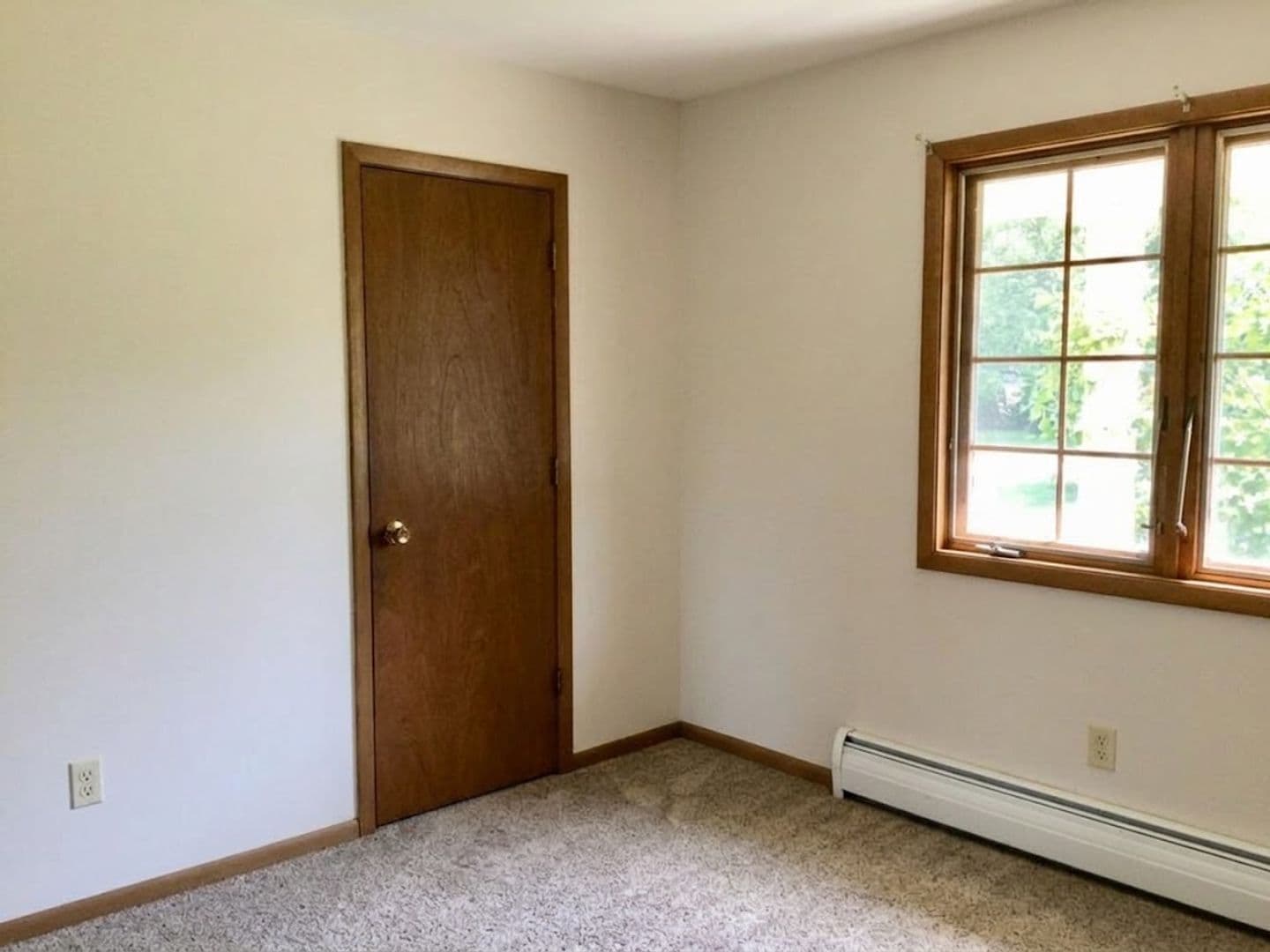 Moline Apartment: 3532 60th Street