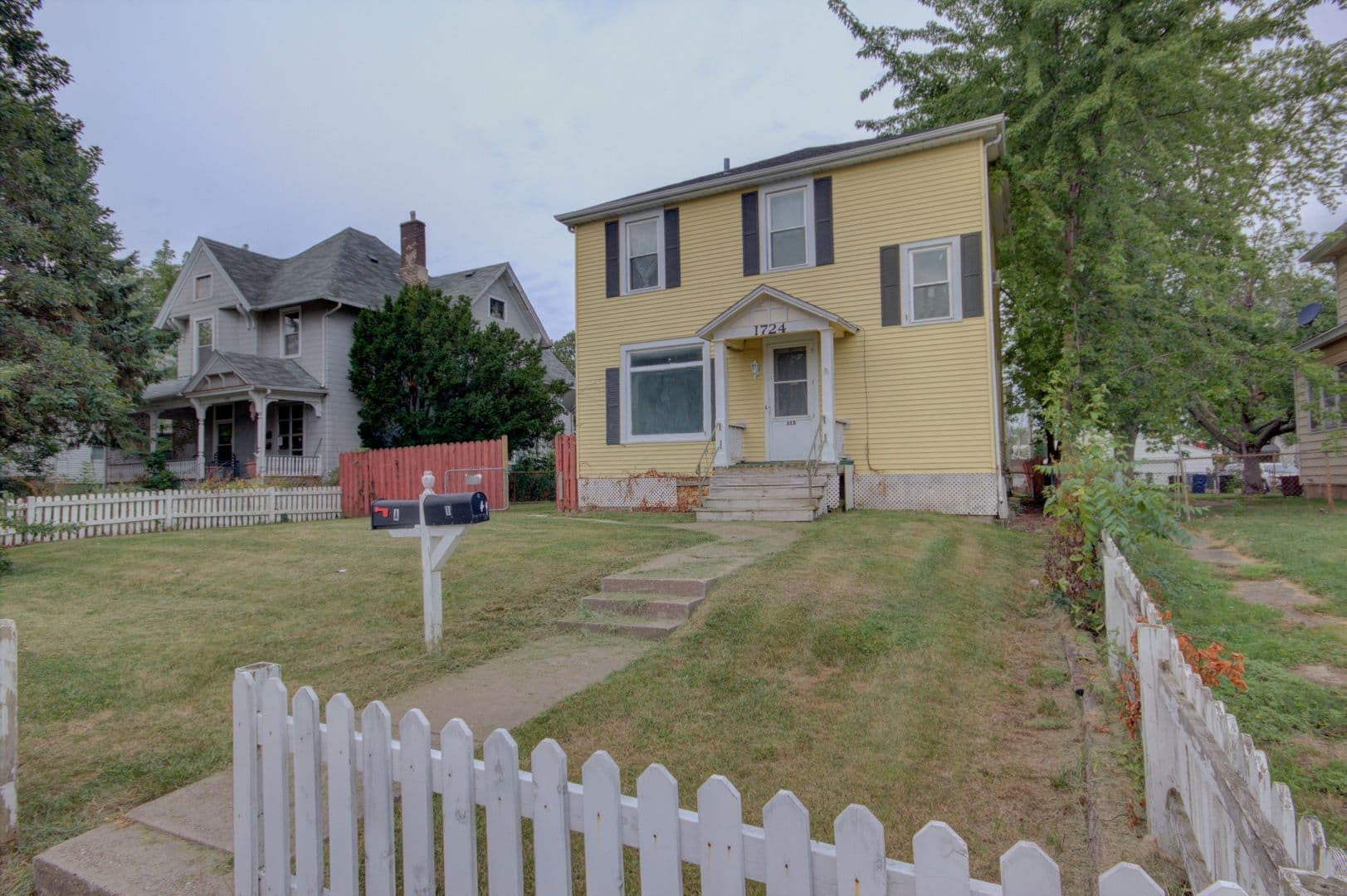 Davenport Apartment: 1724 Farnam St