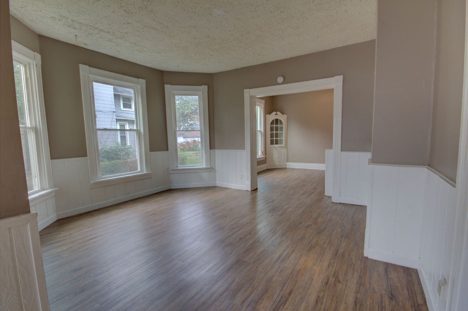 Davenport Apartment: 1724 Farnam St
