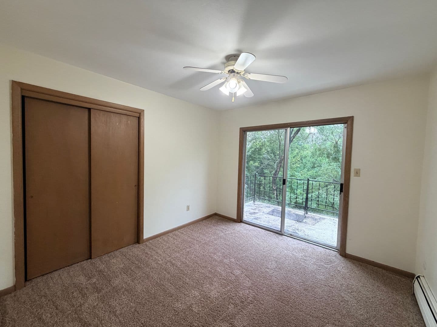Moline Apartment: 3532 60th Street