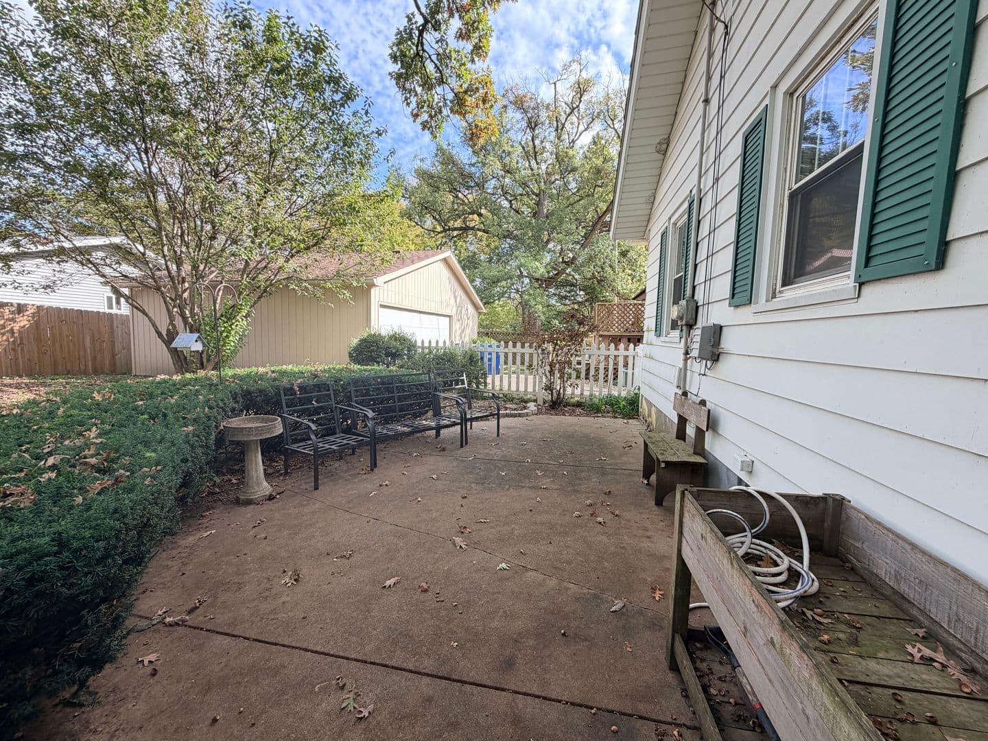 Moline House: 1565 34th Ave
