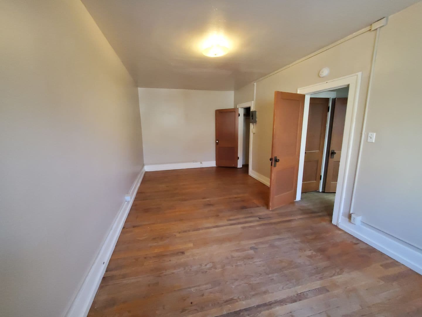 Moline Apartment: 1215 15th Street