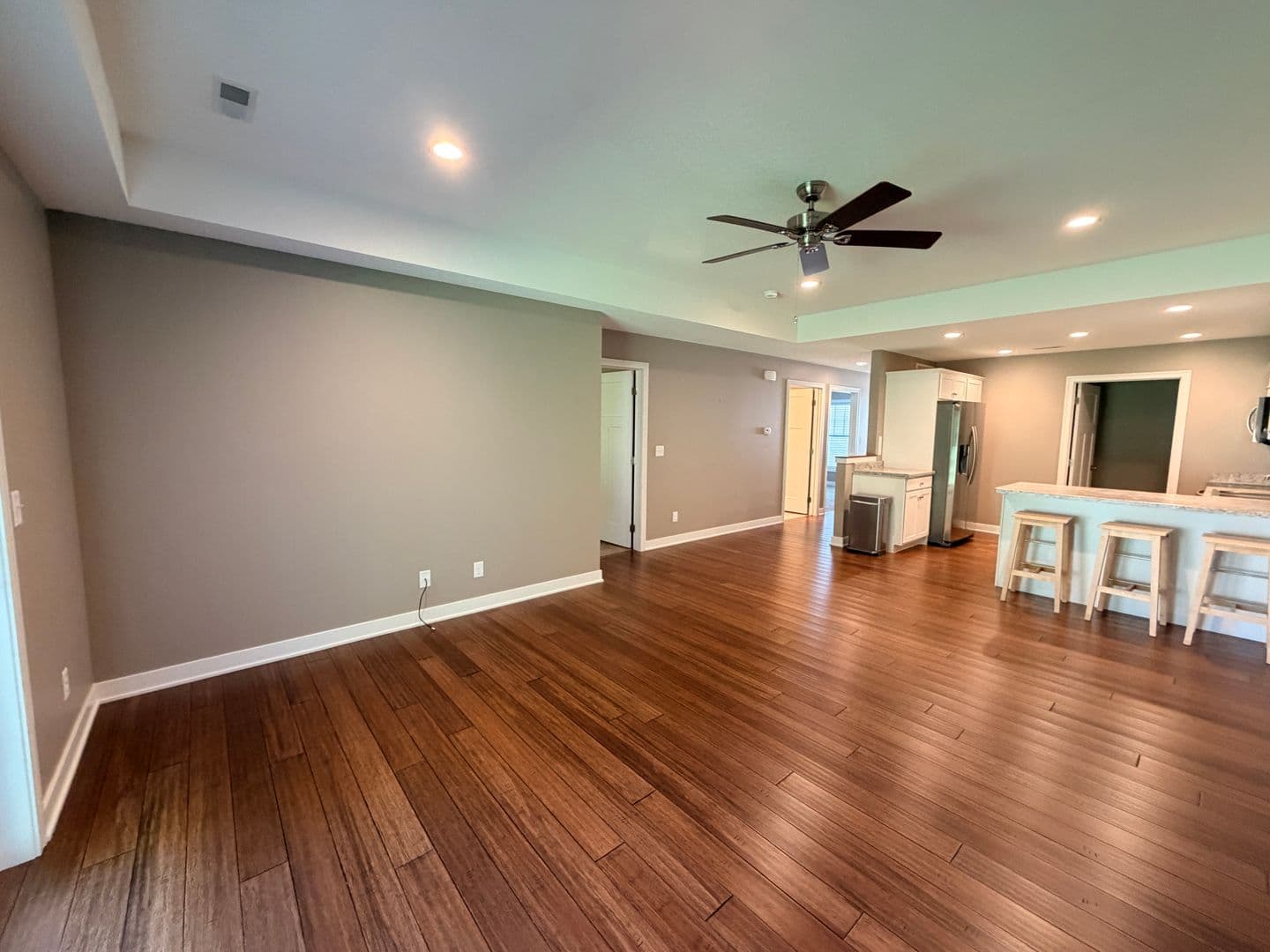 Moline House: 1420 51st Street Drive