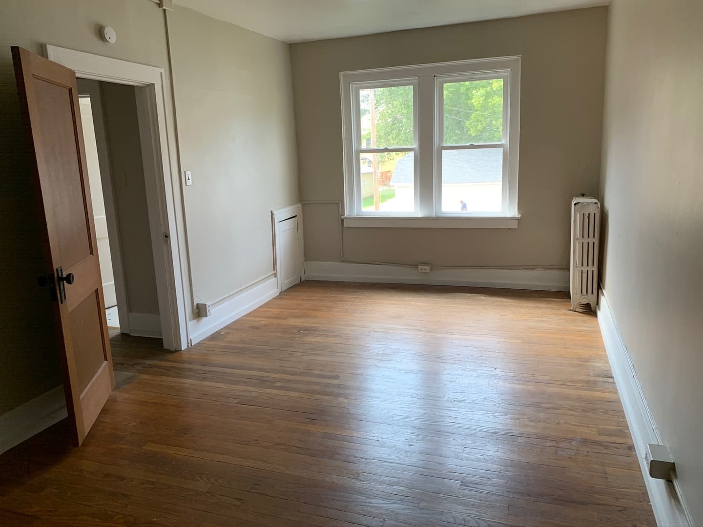 Moline Apartment: 1215 15th Street