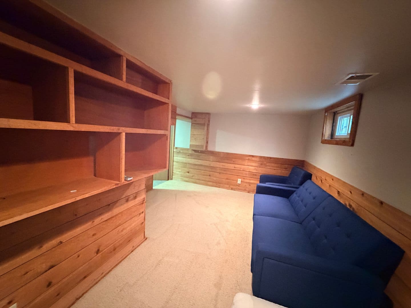 Moline House: 1565 34th Ave
