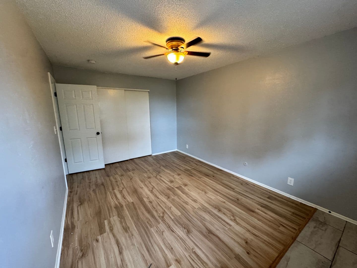 Davenport Apartment: 3234 Heatherton Drive