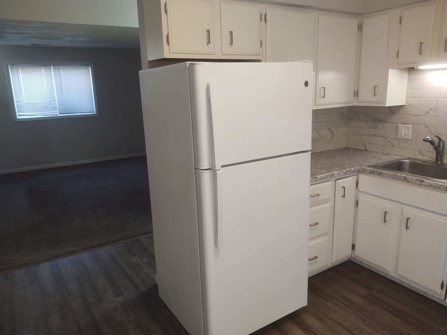 Moline Apartment: 5529 34th Ave