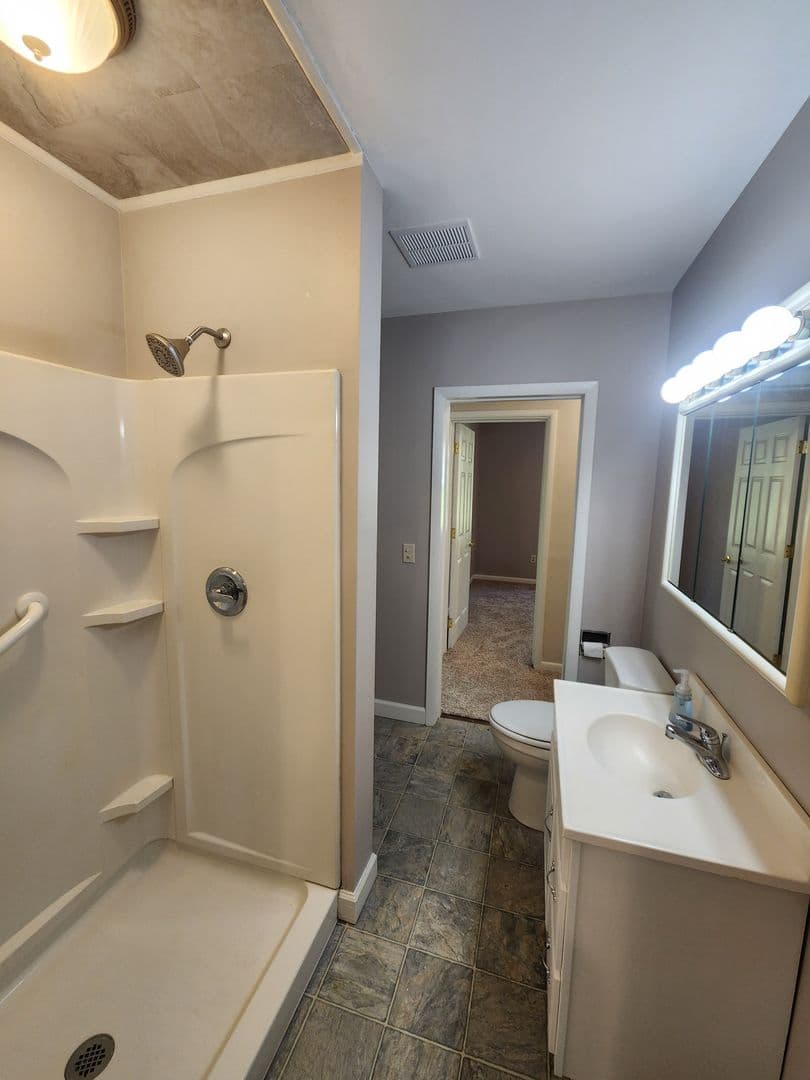 Davenport House: 108 E 37th St