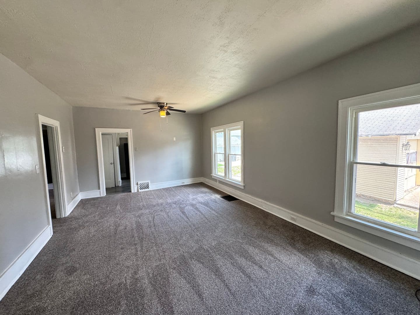 Rock Island House: 1123 18 1/2 Ave.