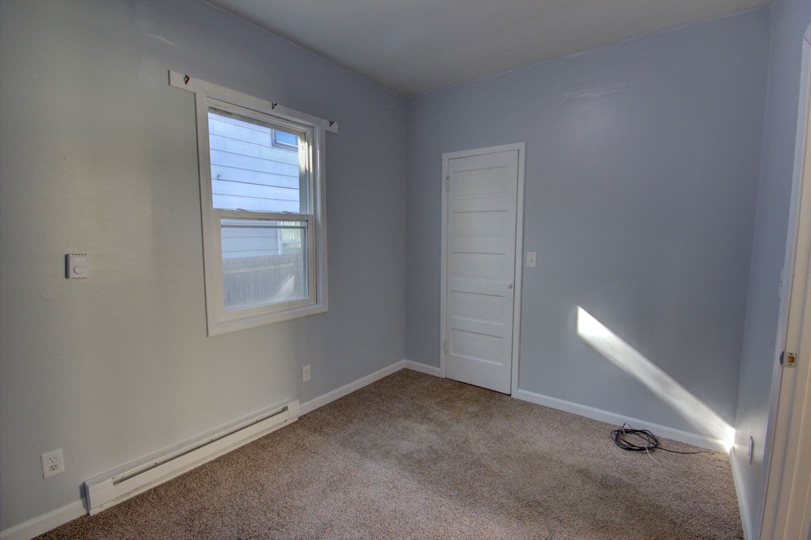 Silvis Apartment: 123 3rd St