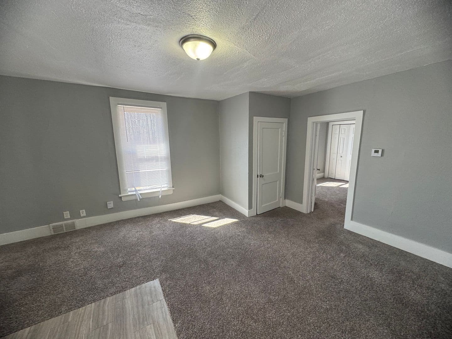 Davenport Apartment: 524 Lincoln Ct