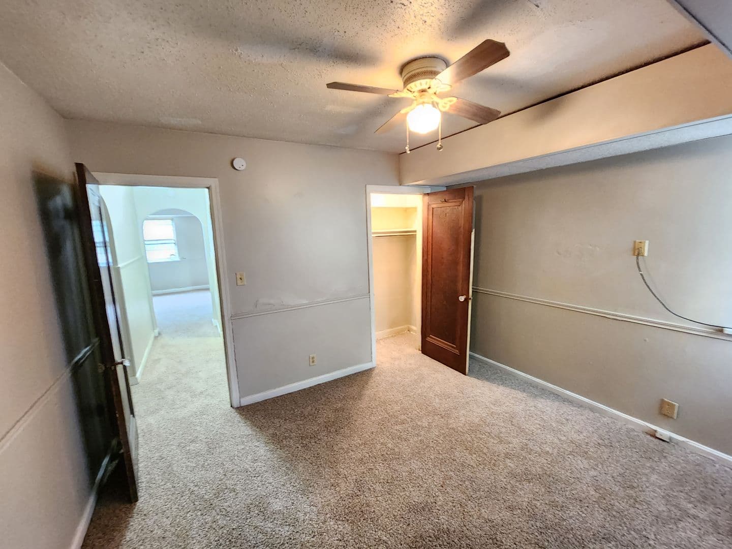 Rock Island Apartment: 1314 20th Street