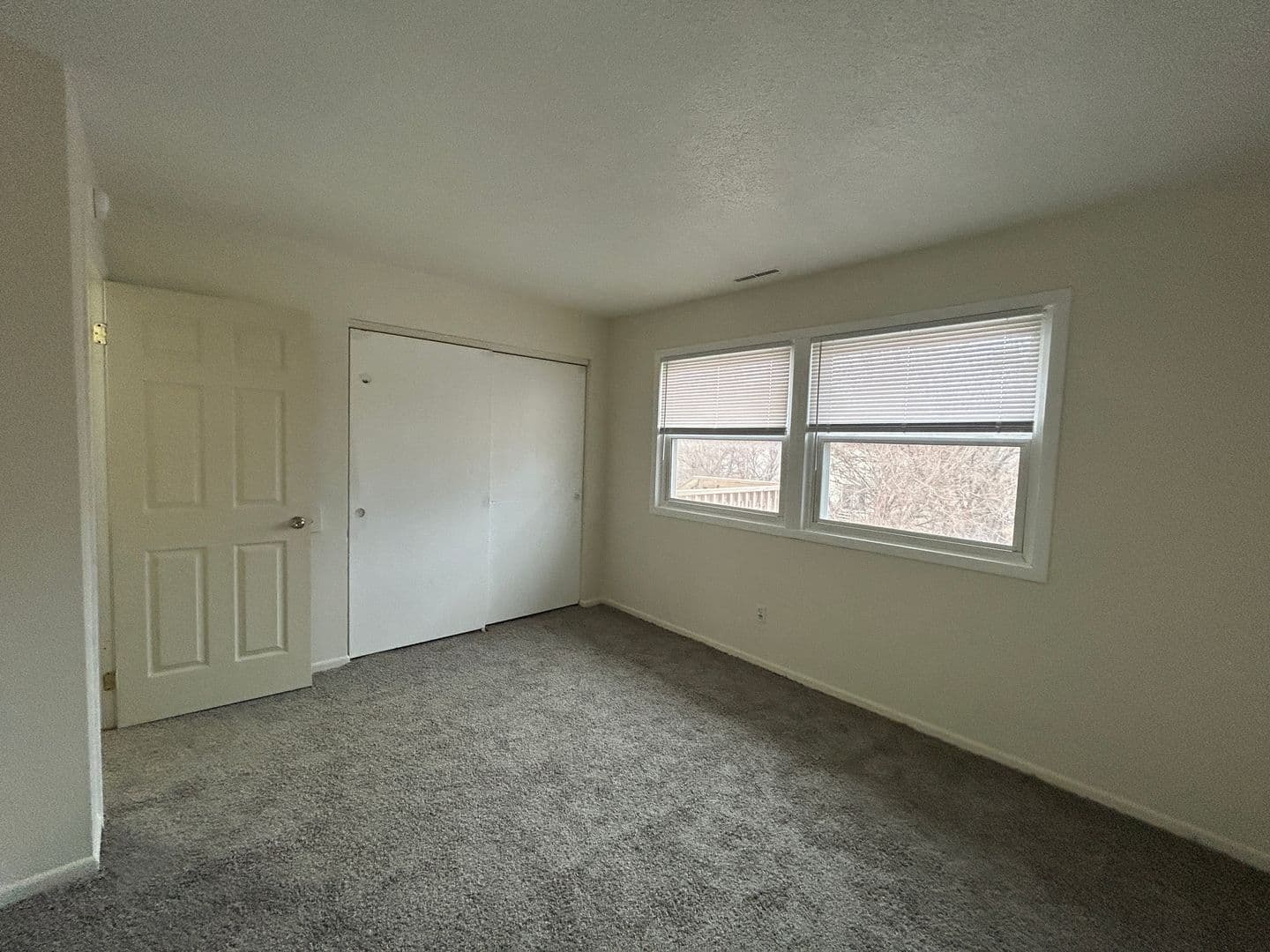Davenport Apartment: 614 W 63rd Street