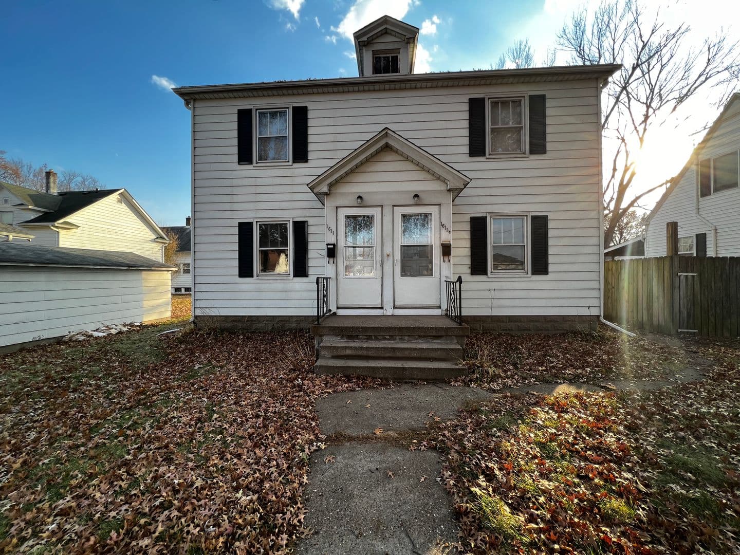 Davenport Apartment: 1611 W High Street