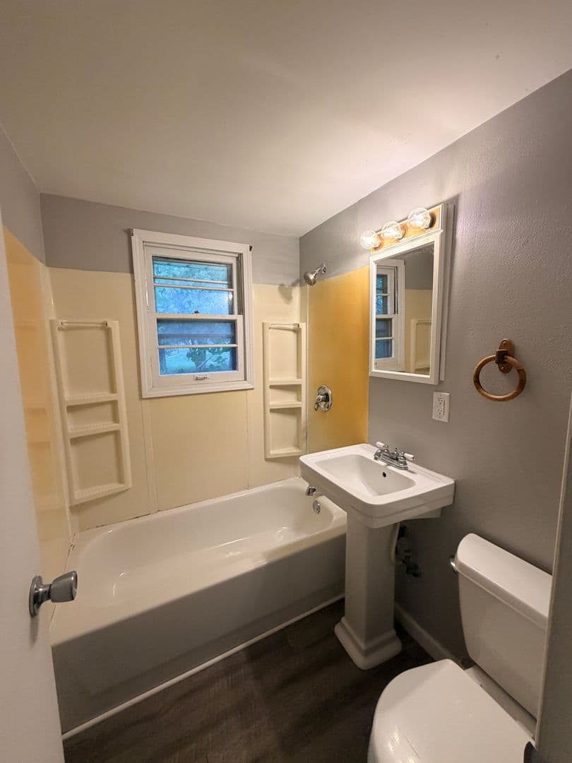 Silvis House: 2316 11th Street