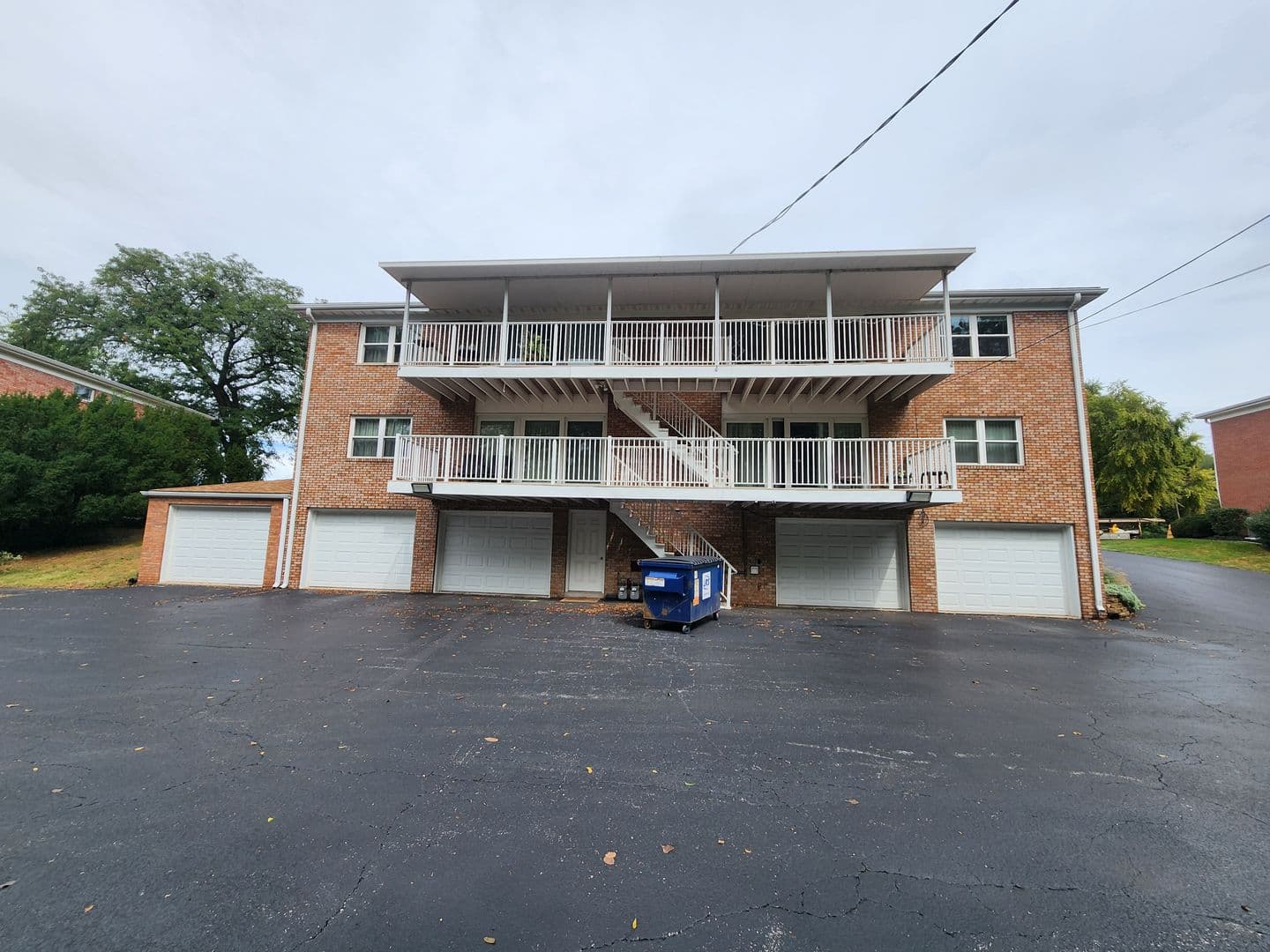 Moline Apartment: 3618 37th Ave